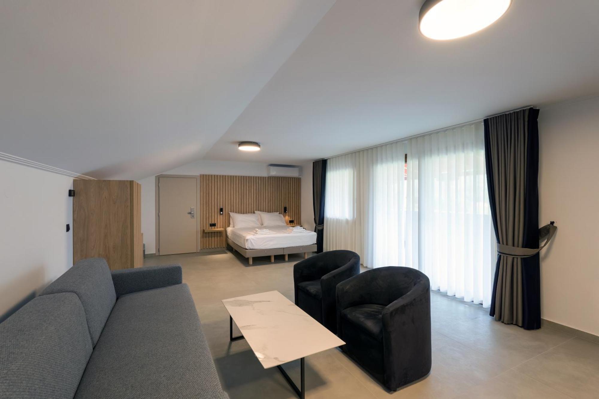 Hotel Agistro Ángistron Exteriör bild